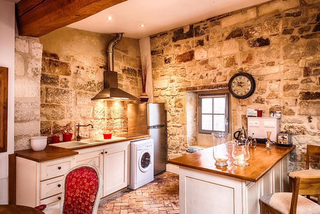 Avignon Intra Muros Historic Home Of Fogasses Bagian luar foto