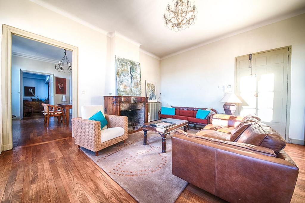 Avignon Intra Muros Historic Home Of Fogasses Bagian luar foto